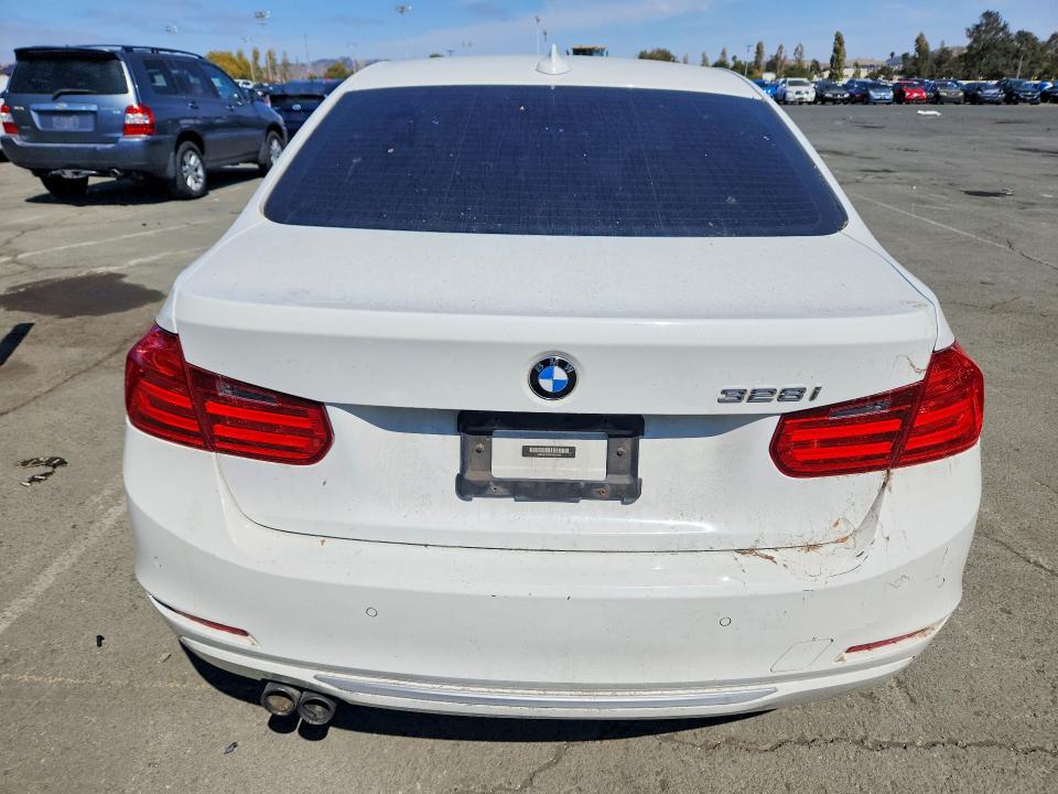 Aukcja sprzedaży 2012 Bmw 328, vin: WBA3C1C53CF433120, numer aukcji: 69826326
