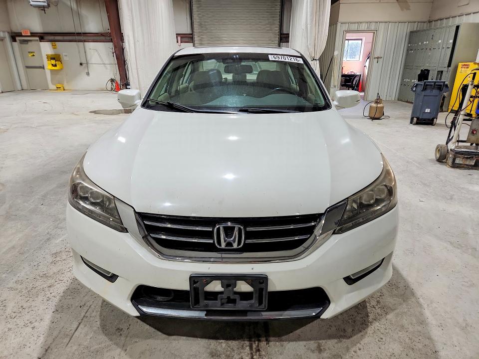 Продаж на аукціоні авто 2013 Honda Accord, vin: 1HGCR3F99DA027290, номер лоту: 69701216