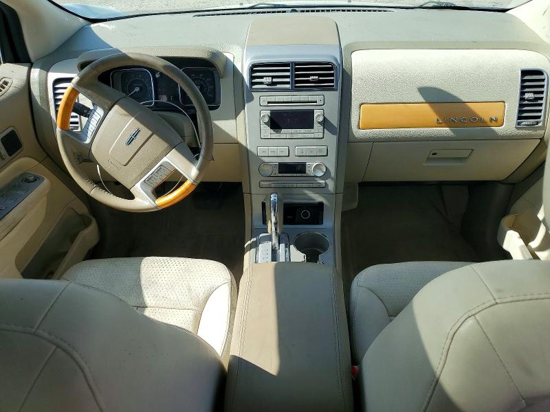 67752326 :رقم المزاد ، 2LMDU88C07BJ25396 vin ، 2007 Lincoln Mkx مزاد بيع