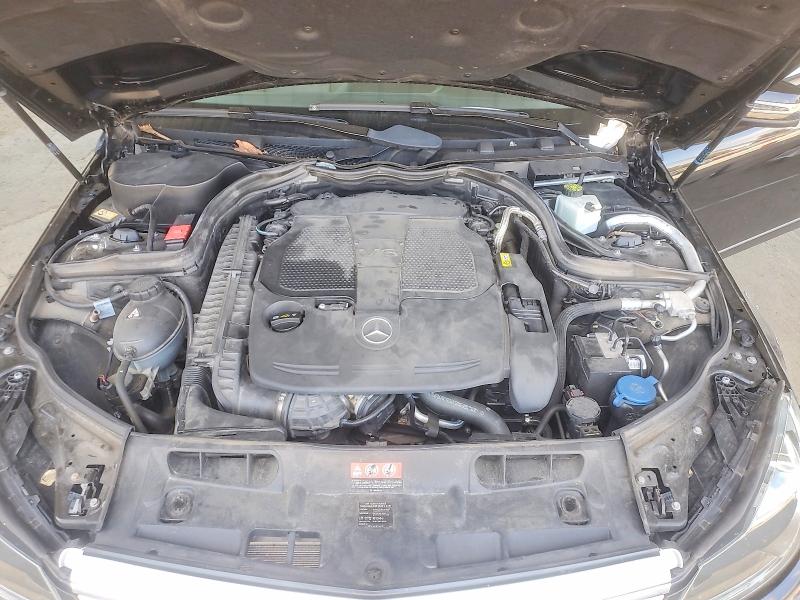 Продаж на аукціоні авто 2013 Mercedes-benz C, vin: WDDGF8AB5DG134534, номер лоту: 70014296