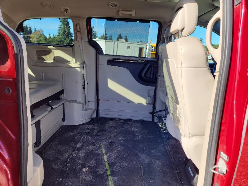 2014 Chrysler Town & Country მანქანა იყიდება აუქციონზე, vin: 2C4RC1GG0ER256997, აუქციონის ნომერი: 71167736