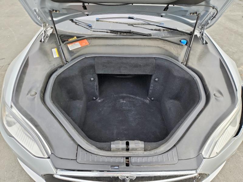 Продаж на аукціоні авто 2014 Tesla Model S, vin: 5YJSA1S11EFP49478, номер лоту: 65956396