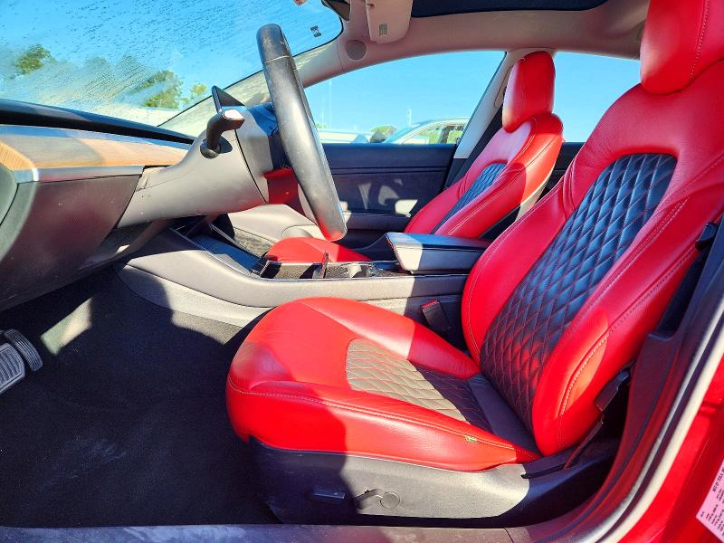 66338706 :رقم المزاد ، 5YJ3E1EA5JF022200 vin ، 2018 Tesla Model 3 مزاد بيع