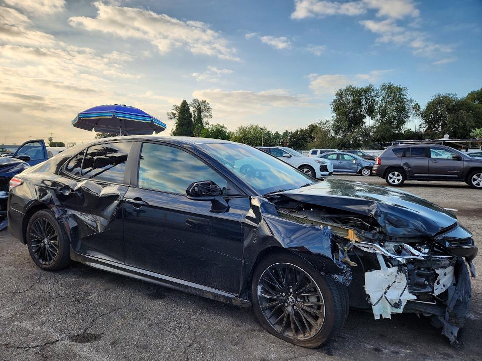 Продаж на аукціоні авто 2020 Toyota Camry, vin: 4T1G11AK5LU342697, номер лоту: 69570556