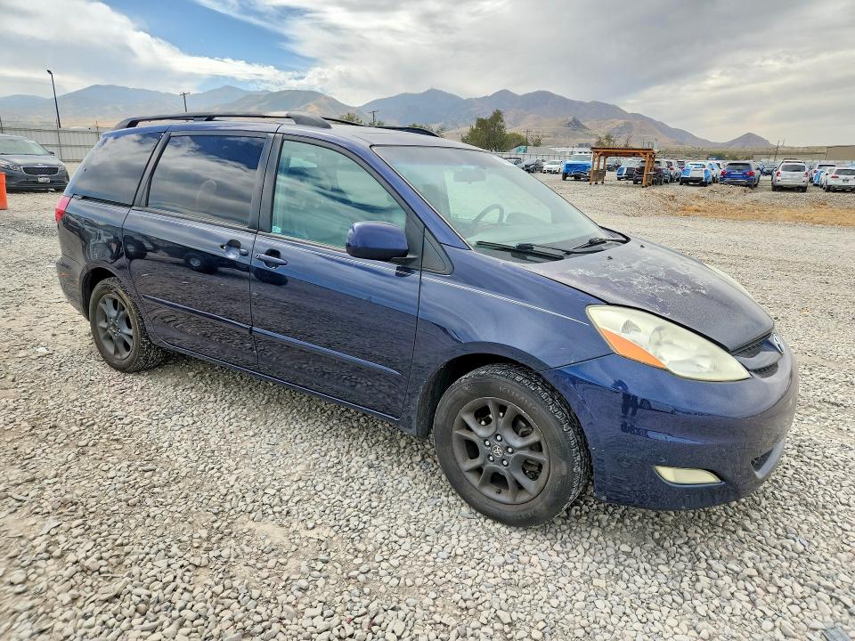 2006 Toyota Sienna მანქანა იყიდება აუქციონზე, vin: 5TDZA22C86S411031        , აუქციონის ნომერი: 68707626