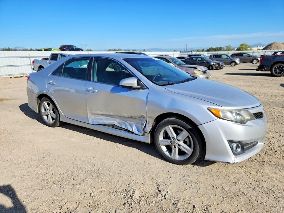 68016976 :رقم المزاد ، 4T1BF1FK6CU081701 vin ، 2012 Toyota Camry مزاد بيع