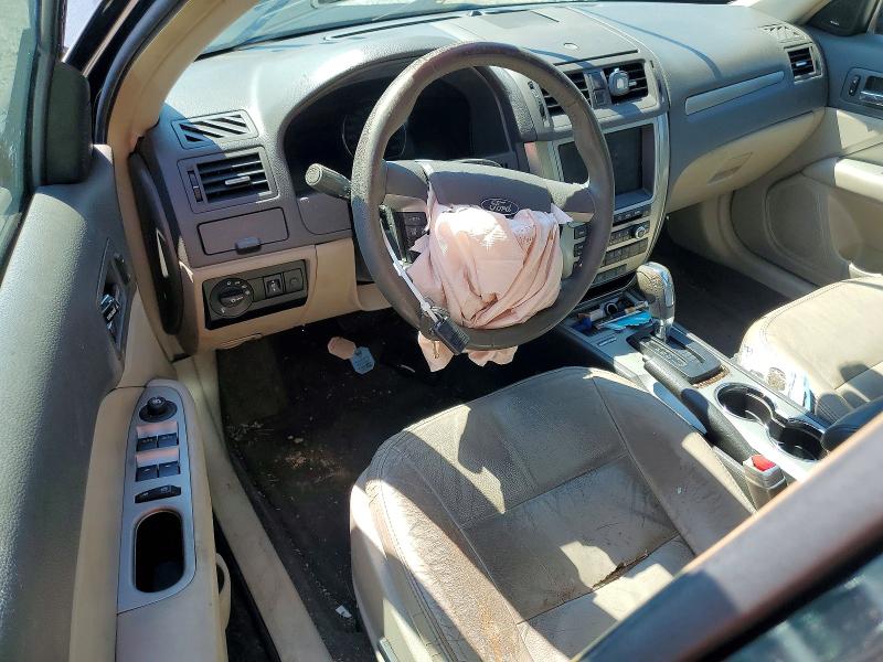 67670336 :رقم المزاد ، 3FADP0L36BR132126 vin ، 2011 Ford Fusion مزاد بيع