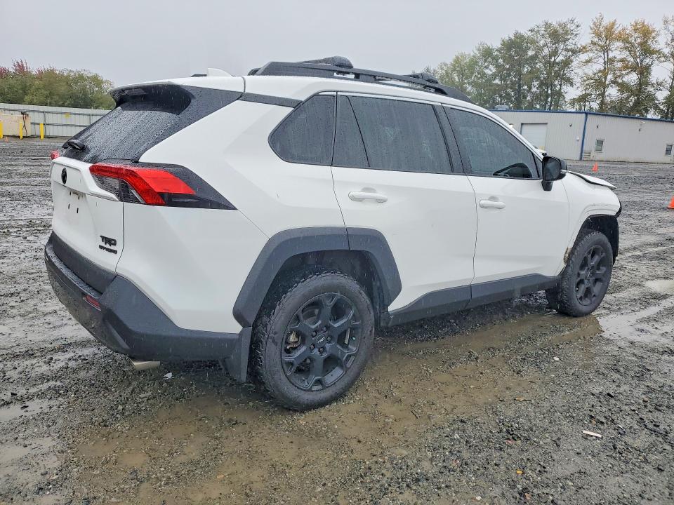 Продаж на аукціоні авто 2021 Toyota Rav4, vin: 2T3S1RFV8MW158231, номер лоту: 70804356