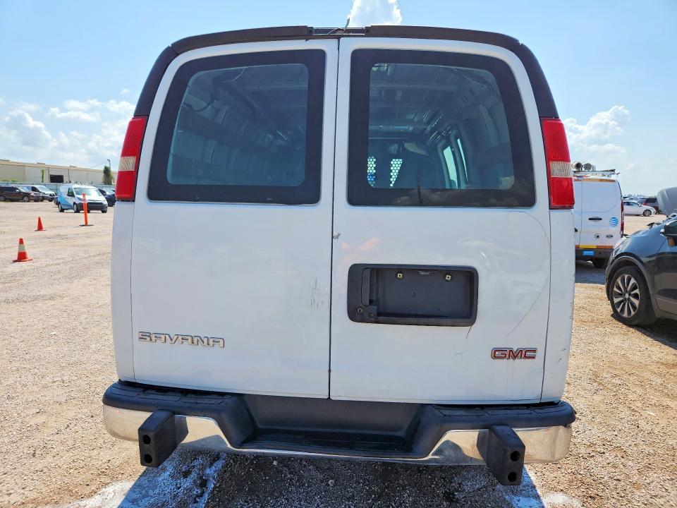 65738126 :رقم المزاد ، 1GTW7AFG9K1215356 vin ، 2019 Gmc Savana مزاد بيع