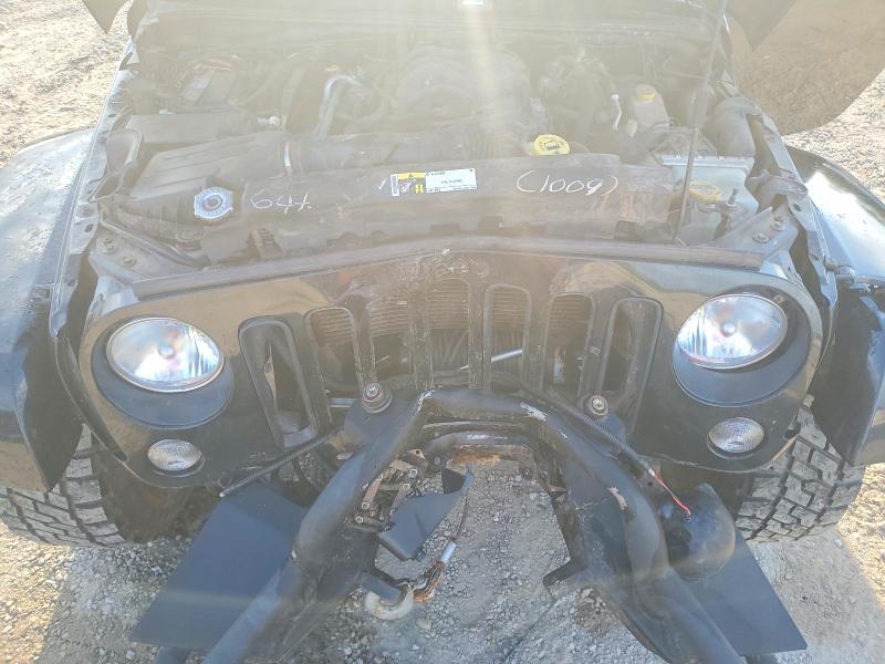 67728576 :رقم المزاد ، 1C4BJWEG5FL607856 vin ، 2015 Jeep Wrangler Unlimited مزاد بيع
