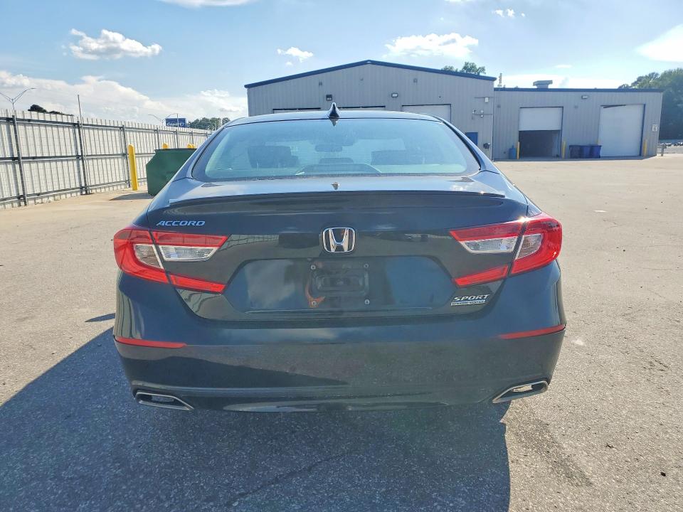 Продажа на аукционе авто 2022 Honda Accord, vin: 1HGCV1F49NA010186, номер лота: 68748196