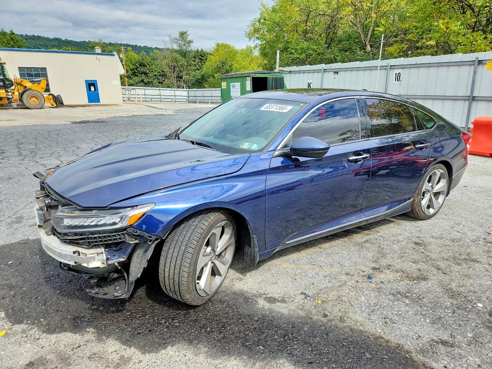Auction sale of the 2018 Honda Accord, vin: 1HGCV1F96JA011527, lot number: 68371566