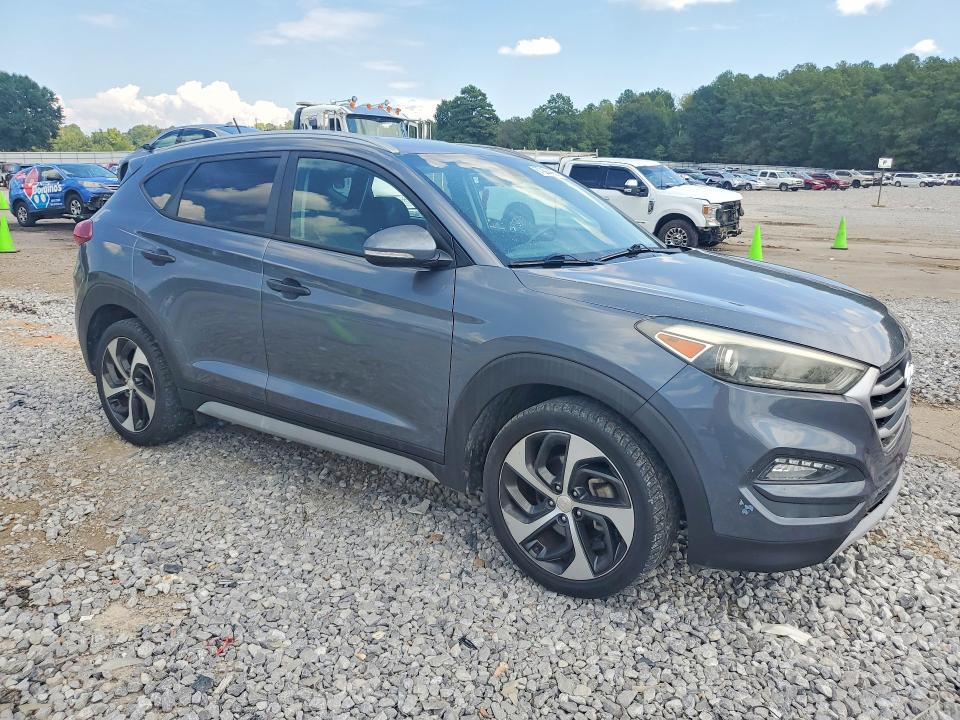 Aukcja sprzedaży 2017 Hyundai Tucson, vin: KM8J33A24HU517136, numer aukcji: 67994456