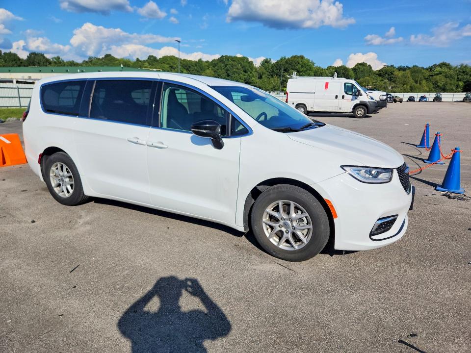 Aukcja sprzedaży 2024 Chrysler Pacifica, vin: 2C4RC1BG3RR182276, numer aukcji: 68019716