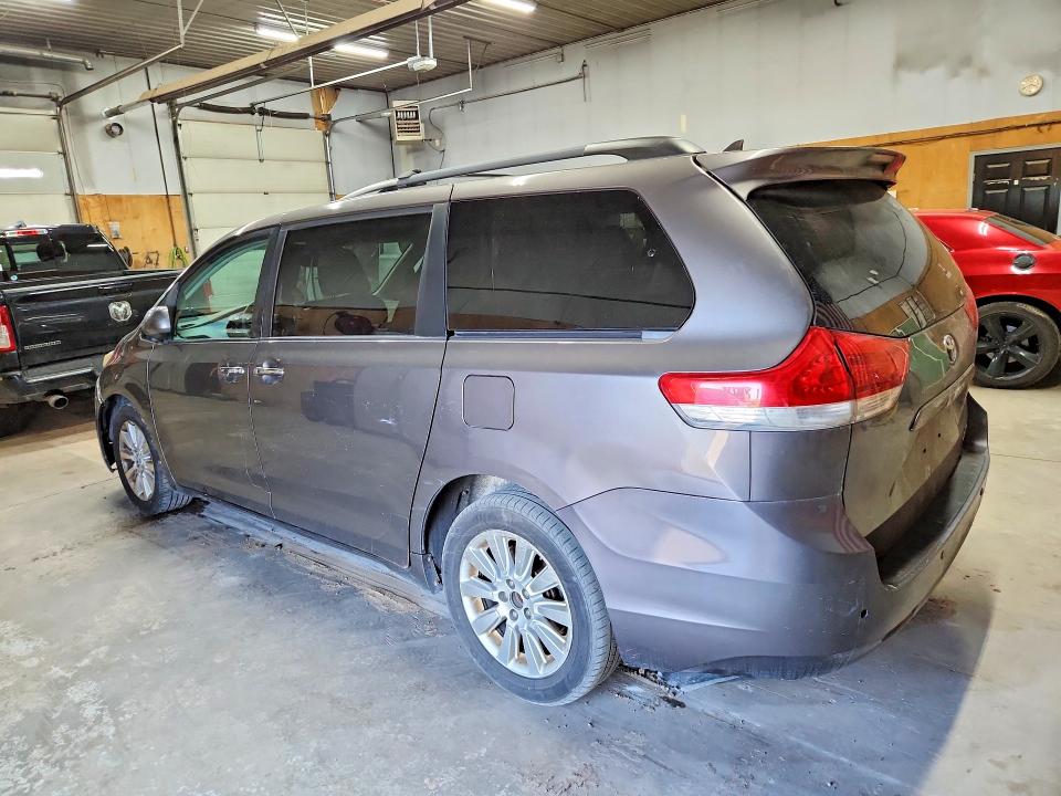 Aukcja sprzedaży 2011 Toyota Sienna, vin: 5TDDK3DC1BS007198, numer aukcji: 67504806