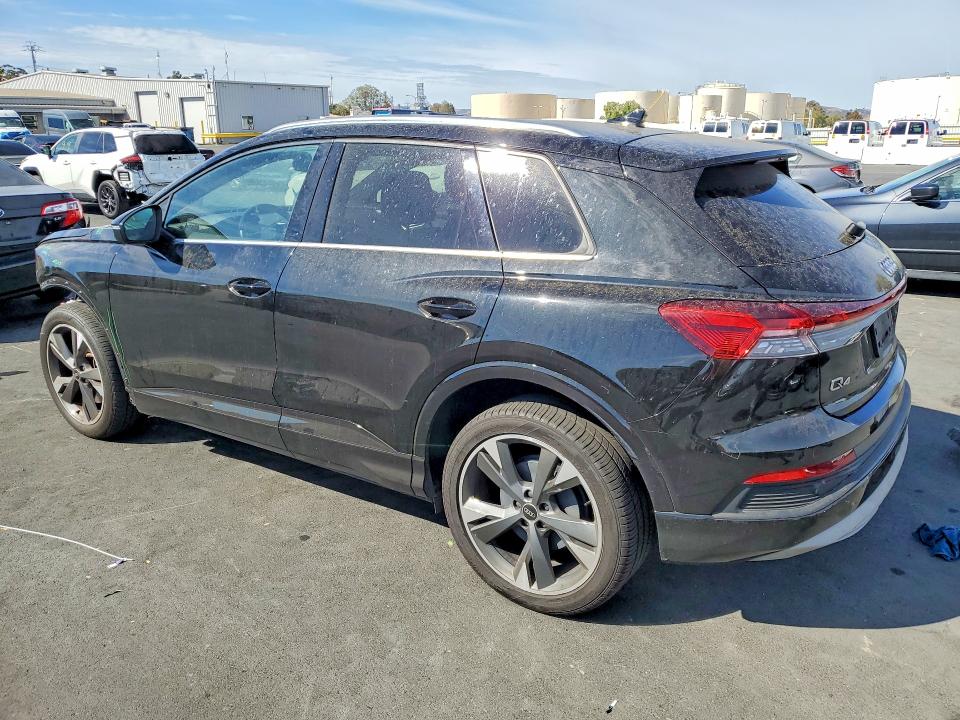 2022 Audi Q4 E-tron მანქანა იყიდება აუქციონზე, vin: WA1H2BFZ0NP042630, აუქციონის ნომერი: 68200676