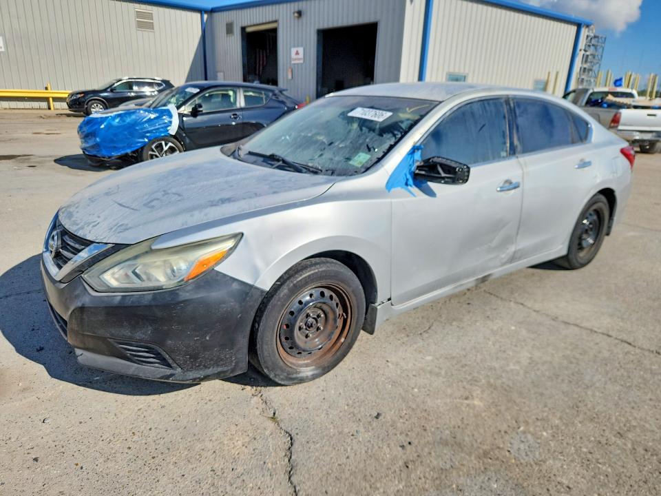 Aukcja sprzedaży 2017 Nissan Altima, vin: 1N4AL3AP1HC258357, numer aukcji: 71037606