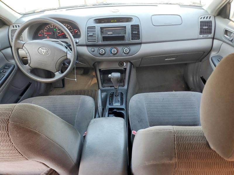 2005 Toyota Camry მანქანა იყიდება აუქციონზე, vin: 4T1BE32K25U599683, აუქციონის ნომერი: 70155166