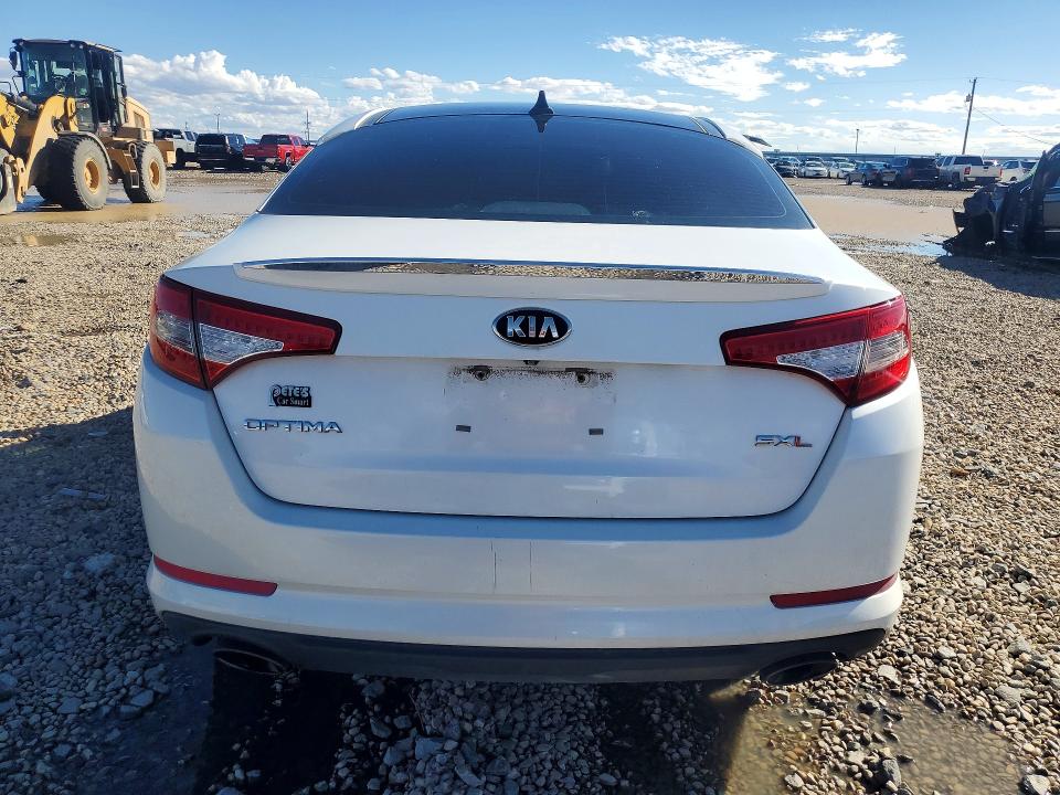 2013 Kia Optima მანქანა იყიდება აუქციონზე, vin: 5XXGR4A66DG117973, აუქციონის ნომერი: 70852216