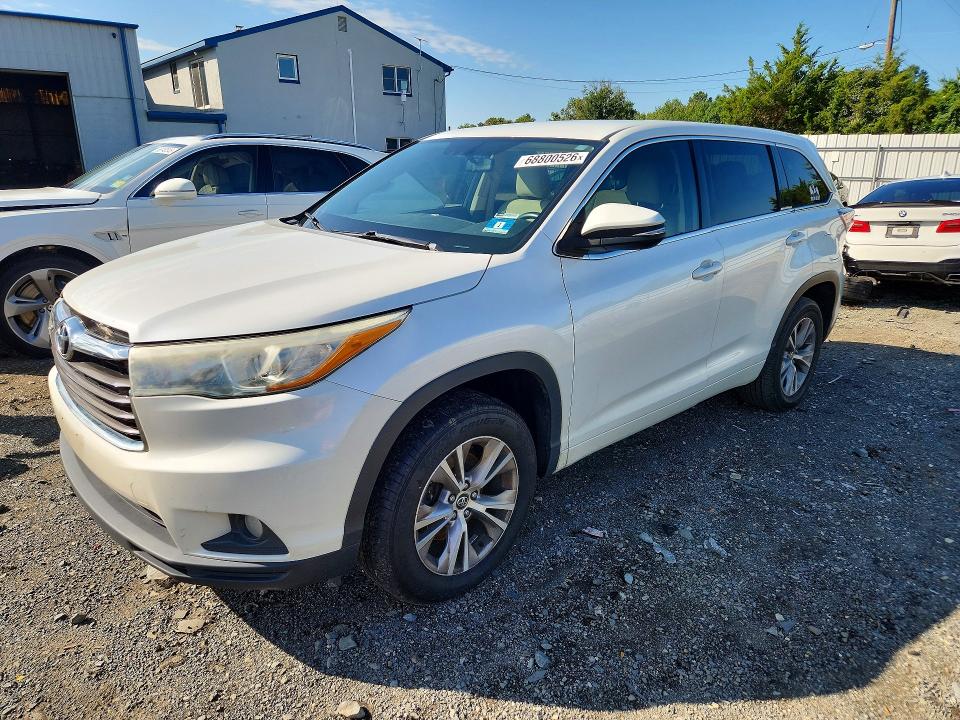 2016 Toyota Highlander მანქანა იყიდება აუქციონზე, vin: 5TDZKRFH6GS158904, აუქციონის ნომერი: 68800526