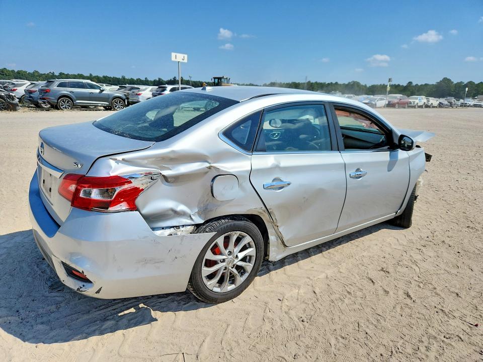 70331056 :رقم المزاد ، 3N1AB7AP5KL604798 vin ، 2019 Nissan Sentra مزاد بيع