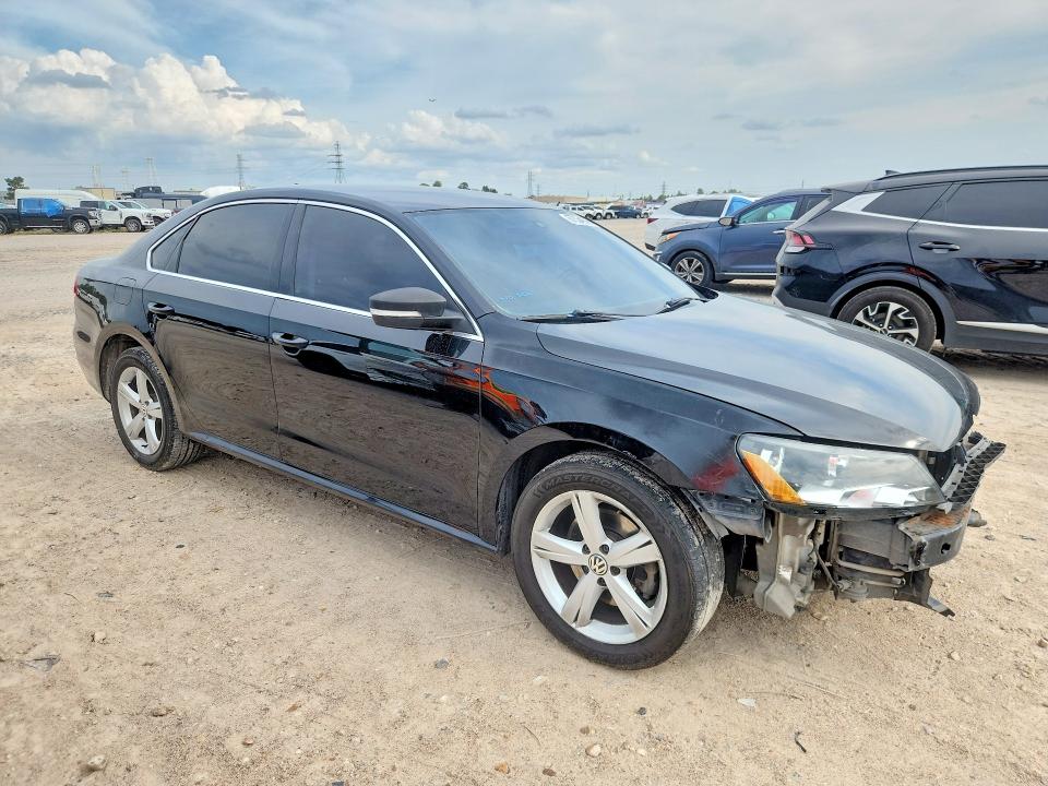 2014 Volkswagen Passat მანქანა იყიდება აუქციონზე, vin: 1VWBS7A3XEC067387, აუქციონის ნომერი: 67334876
