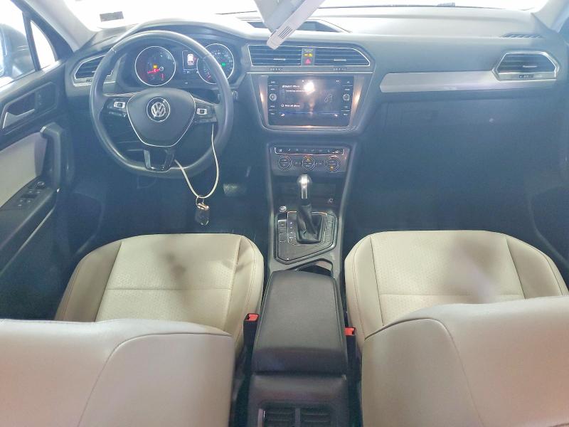 66050606 :رقم المزاد ، 3VV3B7AX0LM087056 vin ، 2020 Volkswagen Tiguan مزاد بيع