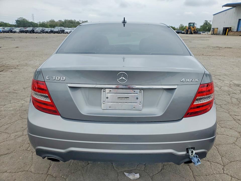 Продажа на аукционе авто 2012 Mercedes-benz C, vin: WDDGF8BB1CR228010, номер лота: 68822846