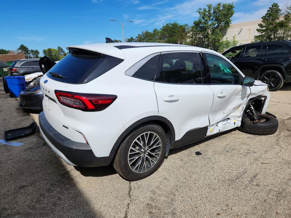 Продаж на аукціоні авто 2023 Ford Escape, vin: 1FMCU9GZ5PUA68478, номер лоту: 67196386