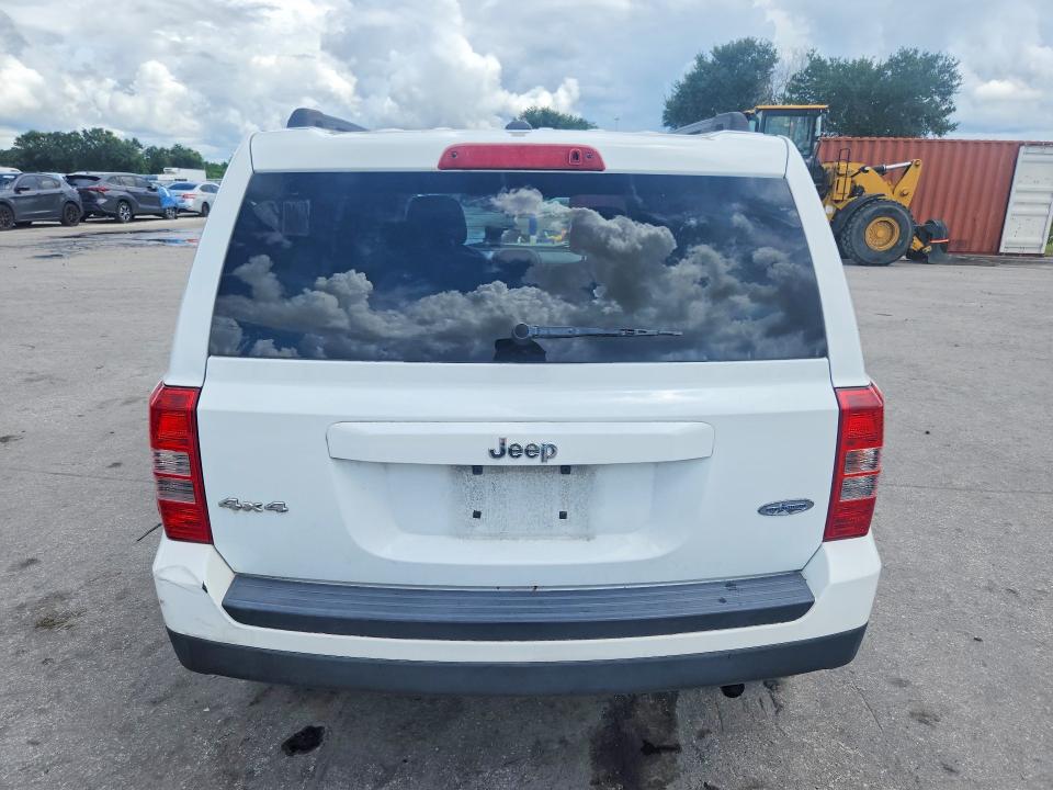 67355956 :رقم المزاد ، 1C4NJRFB2FD304433 vin ، 2015 Jeep Patriot مزاد بيع