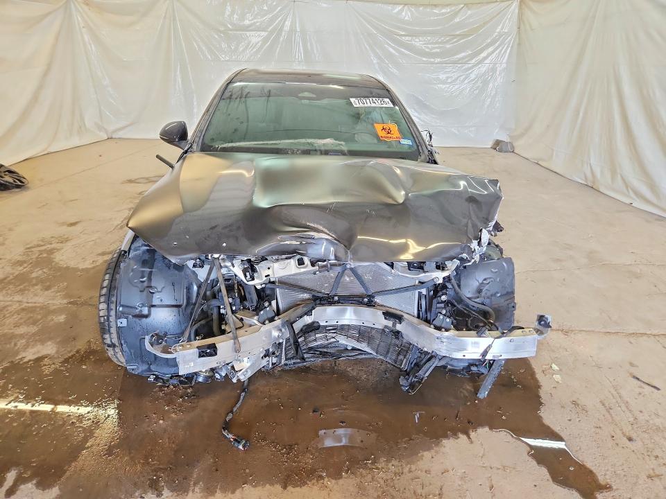 70774126 :رقم المزاد ، W1KAF4GB9RR234945 vin ، 2024 Mercedes-benz C مزاد بيع