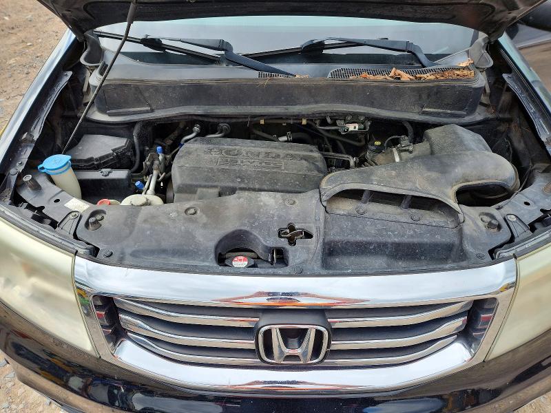 70682286 :رقم المزاد ، 5FNYF4H90FB041377 vin ، 2015 Honda Pilot مزاد بيع