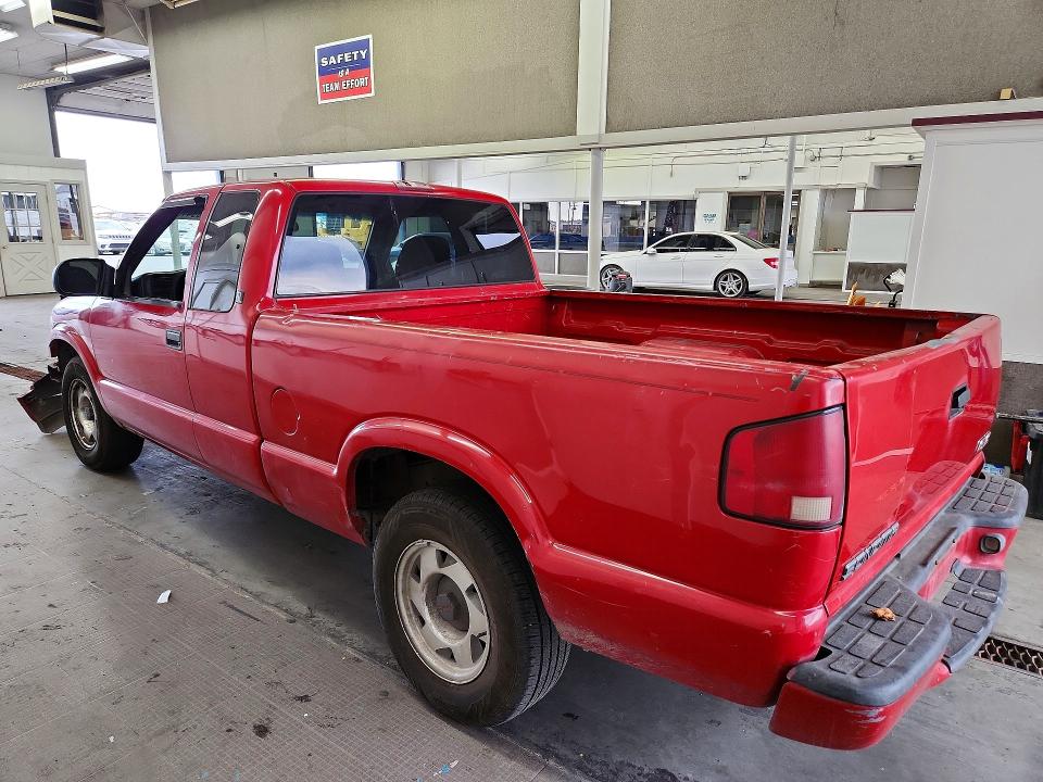Продажа на аукционе авто 2001 Gmc Sonoma, vin: 1GTCS19WX1K130782, номер лота: 69419176