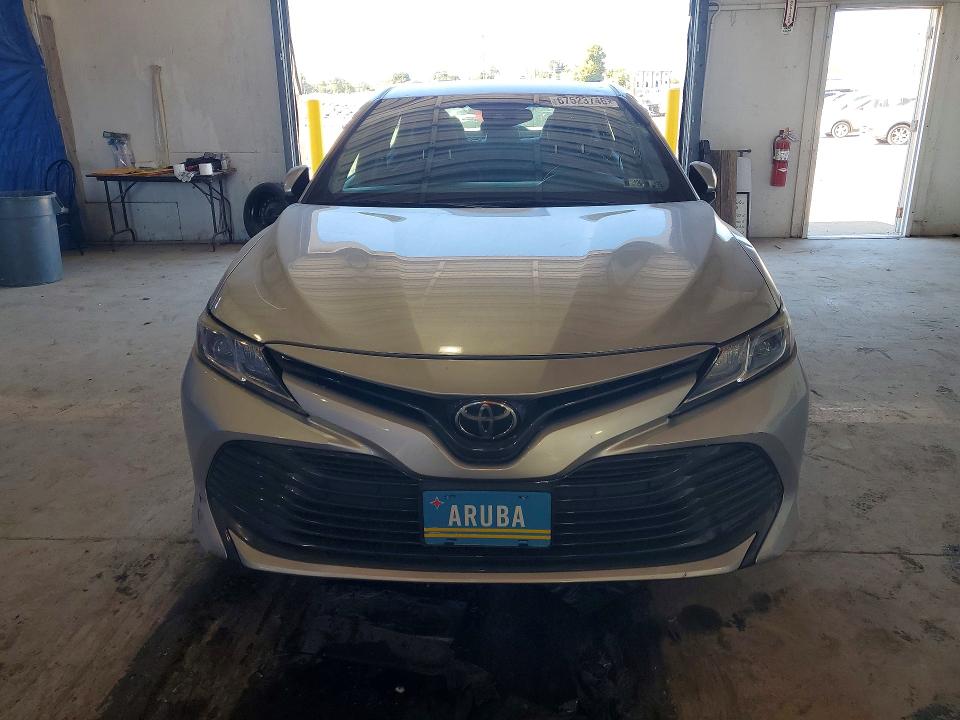 Auction sale of the 2018 Toyota Camry, vin: 4T1B11HK0JU647487, lot number: 70659476
