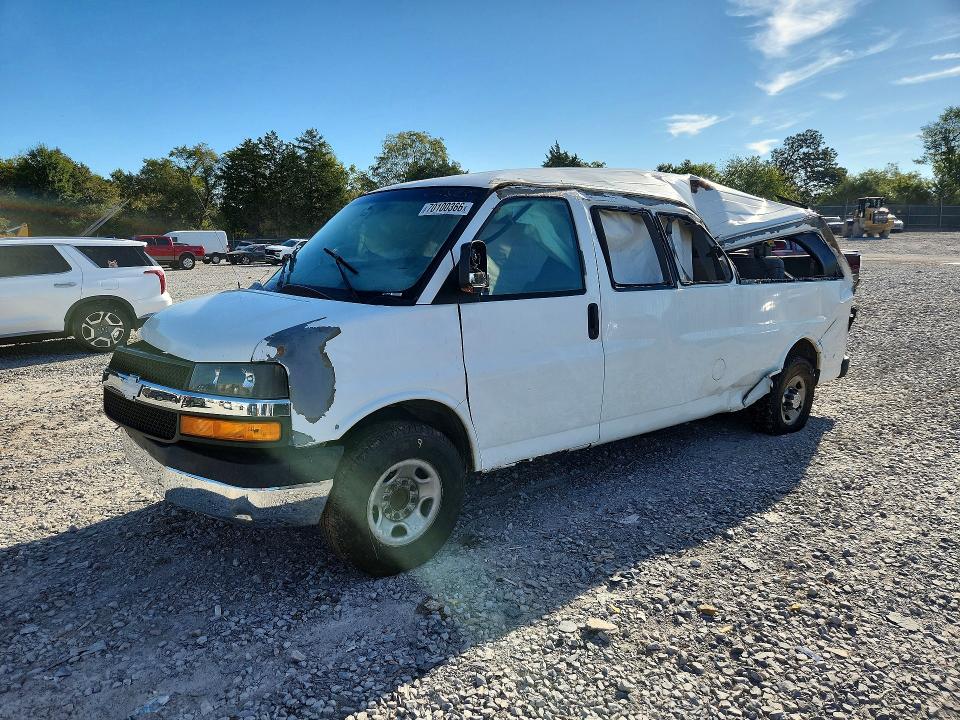 Auction sale of the 2008 Chevrolet Express G3500, vin: 1GAHG39K981230204, lot number: 70100366