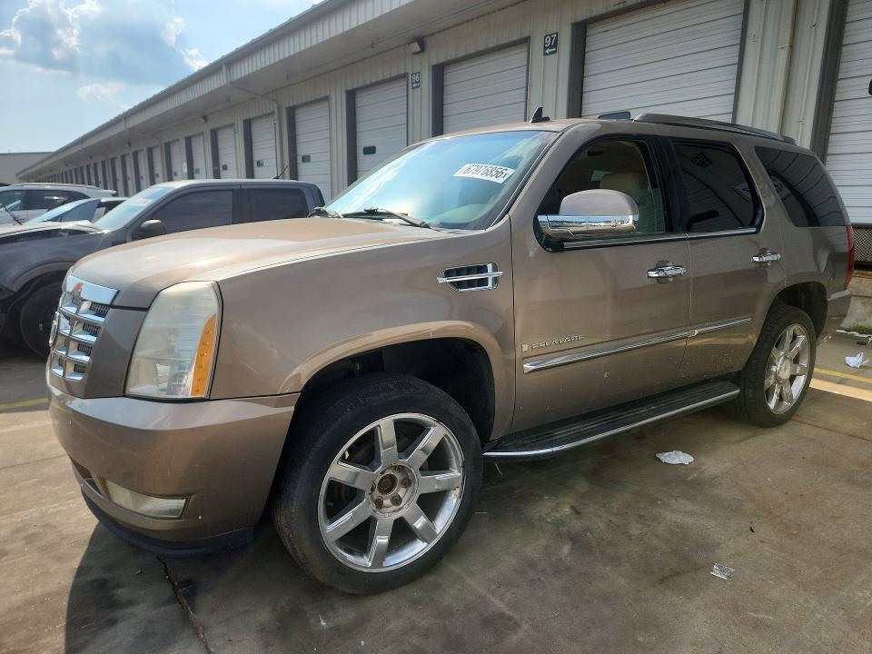 2007 Cadillac Escalade მანქანა იყიდება აუქციონზე, vin: 1GYFK638X7R335985, აუქციონის ნომერი: 67976856