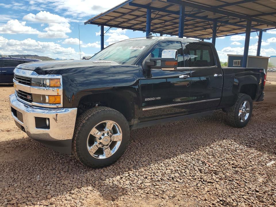 70818596 :رقم المزاد ، 1GC1KWE8XFF506151 vin ، 2015 Chevrolet Silverado مزاد بيع