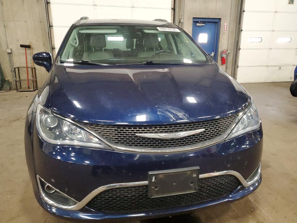 Продаж на аукціоні авто 2017 Chrysler Pacifica, vin: 2C4RC1BG2HR787890, номер лоту: 69814236