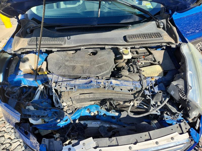 2017 Ford Escape მანქანა იყიდება აუქციონზე, vin: 1FMCU0G97HUA21000, აუქციონის ნომერი: 69987146