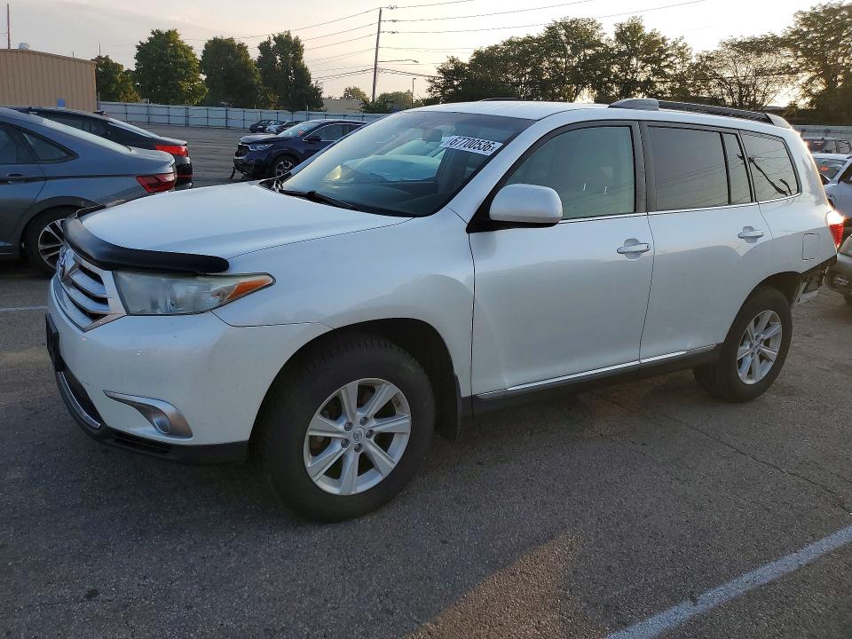 Продажа на аукционе авто 2012 Toyota Highlander, vin: 5TDBK3EH9CS145025, номер лота: 67700536