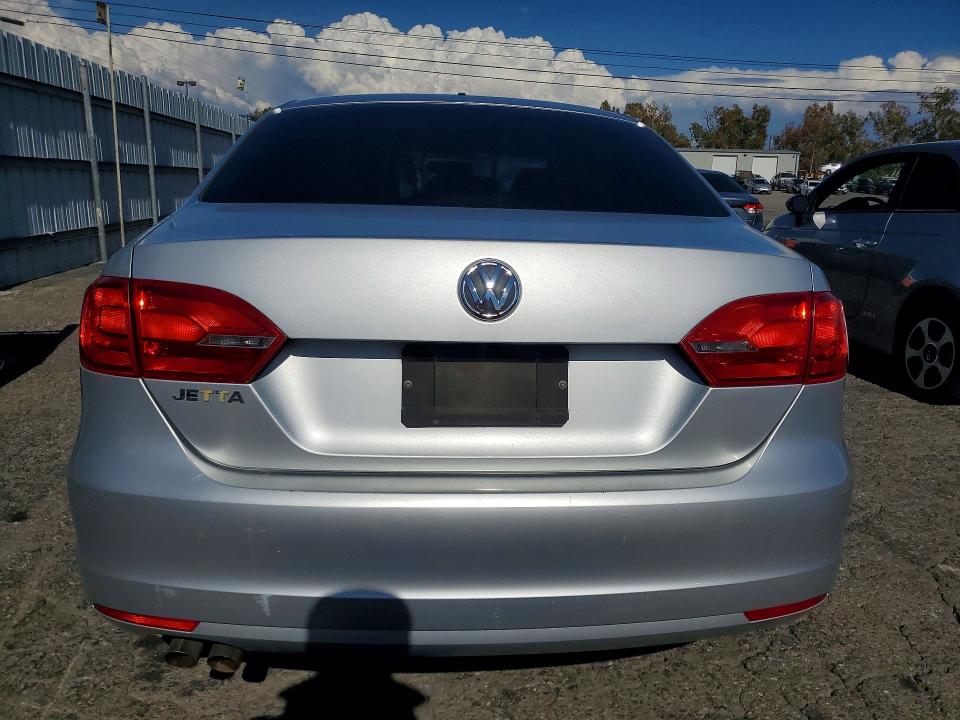 Продажа на аукционе авто 2012 Volkswagen Jetta, vin: 3VW2K7AJ4CM398489, номер лота: 68249886
