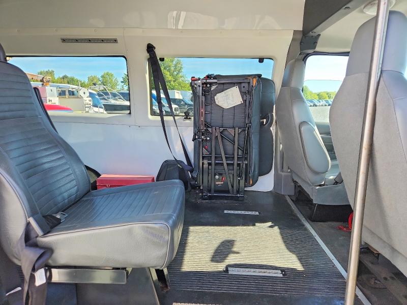 70159416 :رقم المزاد ، 1FTSS3EL0BDA13477 vin ، 2011 Ford Econoline مزاد بيع