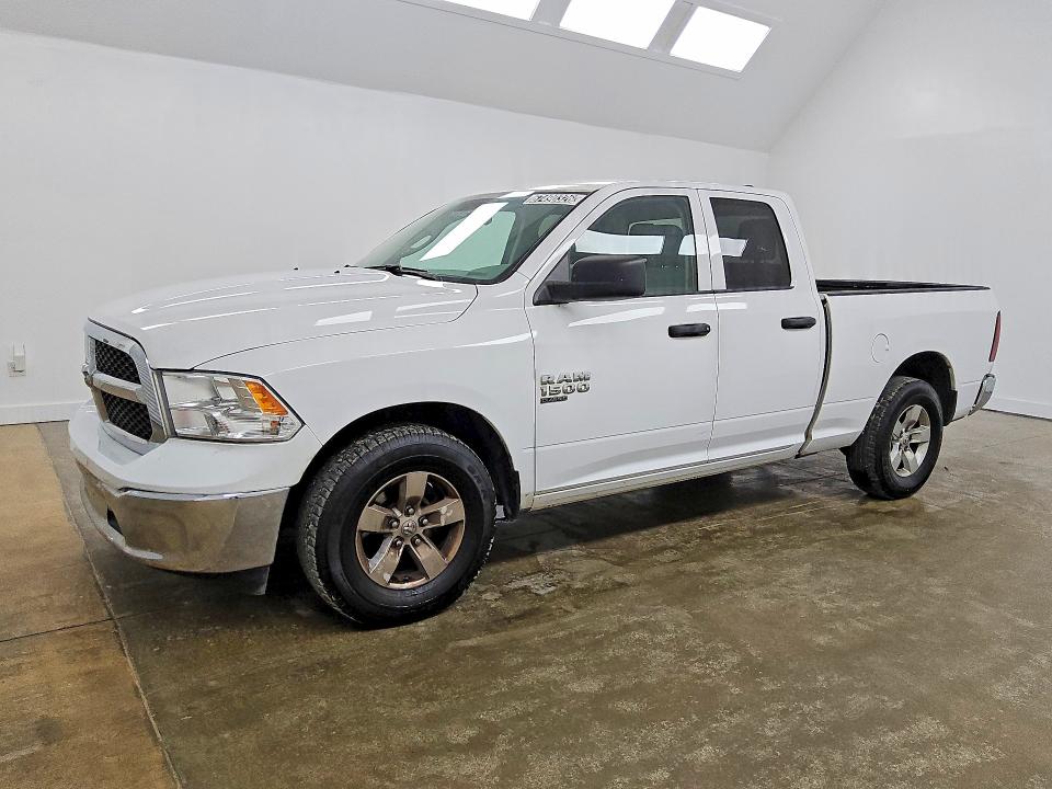 67490326 :رقم المزاد ، 1C6RR6FG6LS158394 vin ، 2020 Ram 1500 Classic مزاد بيع