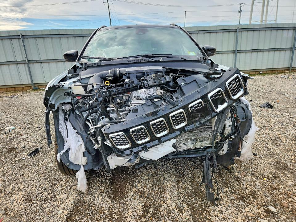 2025 Jeep Compass მანქანა იყიდება აუქციონზე, vin: 3C4NJDCN0ST615025, აუქციონის ნომერი: 69701906