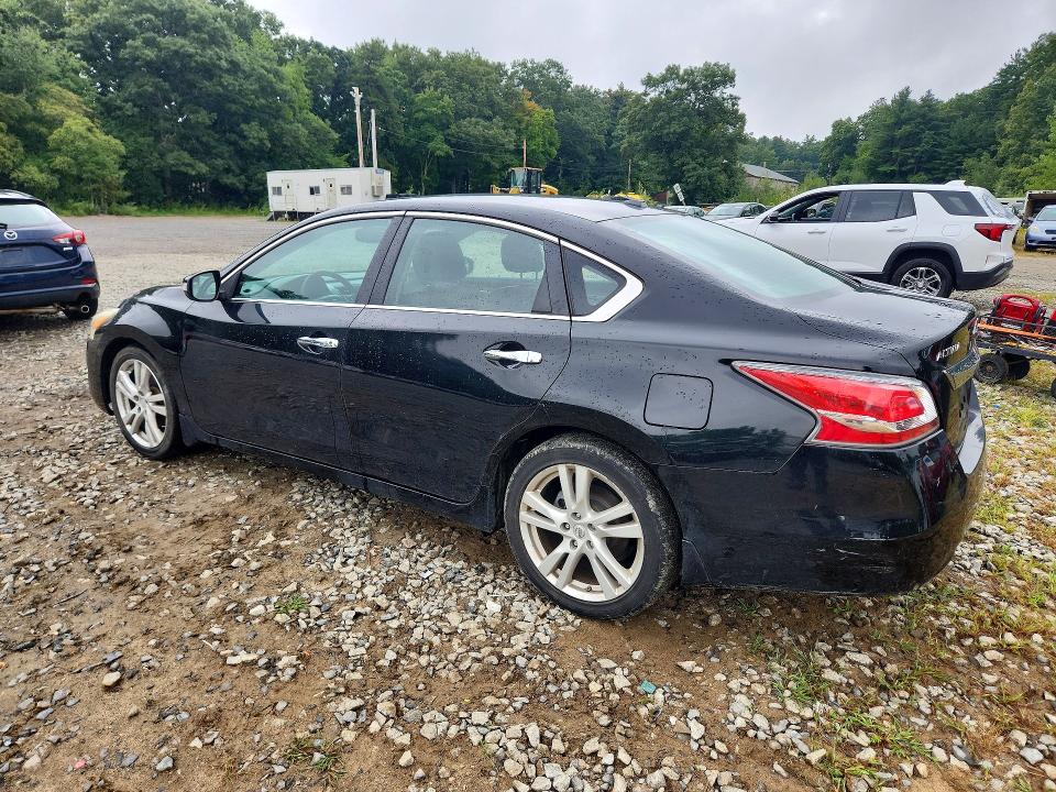 66319986 :رقم المزاد ، 1N4BL3AP2FC124135 vin ، 2015 Nissan Altima مزاد بيع