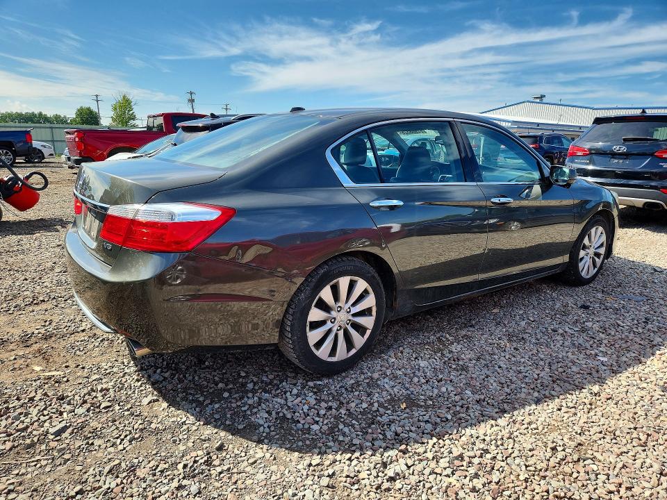 2014 Honda Accord მანქანა იყიდება აუქციონზე, vin: 1HGCR3F87EA026292, აუქციონის ნომერი: 67908326