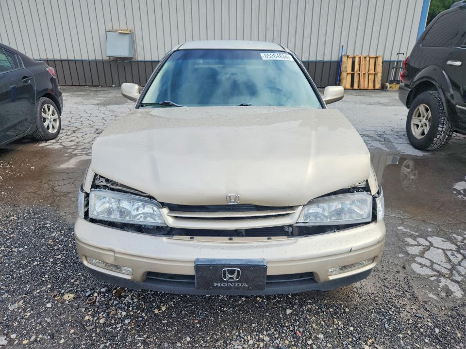 65264836 :رقم المزاد ، 1HGCD5632SA158094 vin ، 1995 Honda Accord مزاد بيع