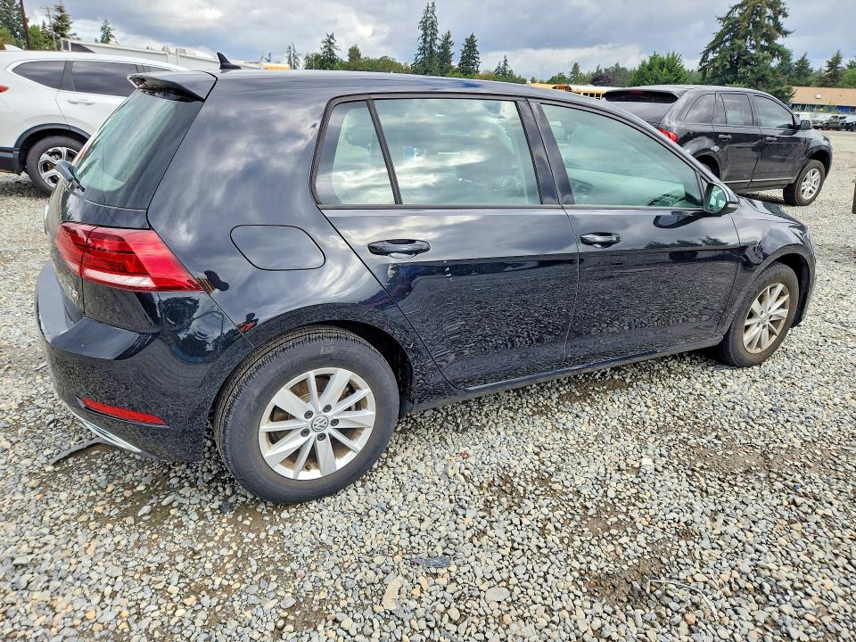 68606366 :رقم المزاد ، 3VWG17AU4JM251816 vin ، 2018 Volkswagen Golf مزاد بيع