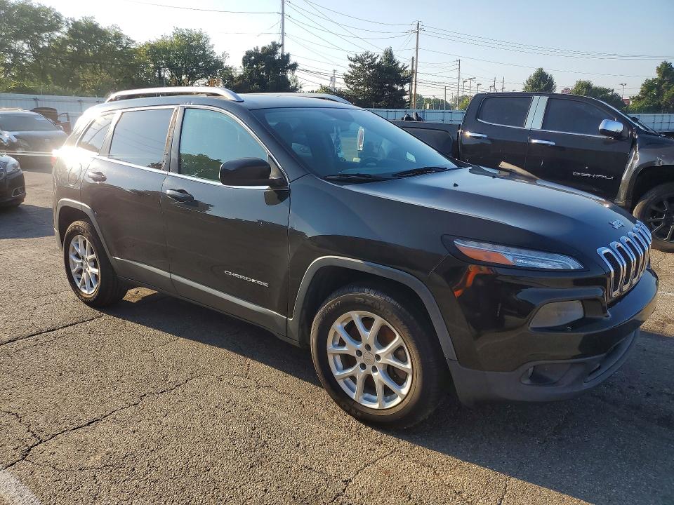 Продаж на аукціоні авто 2018 Jeep Cherokee, vin: 1C4PJLCB5JD513376, номер лоту: 67820586