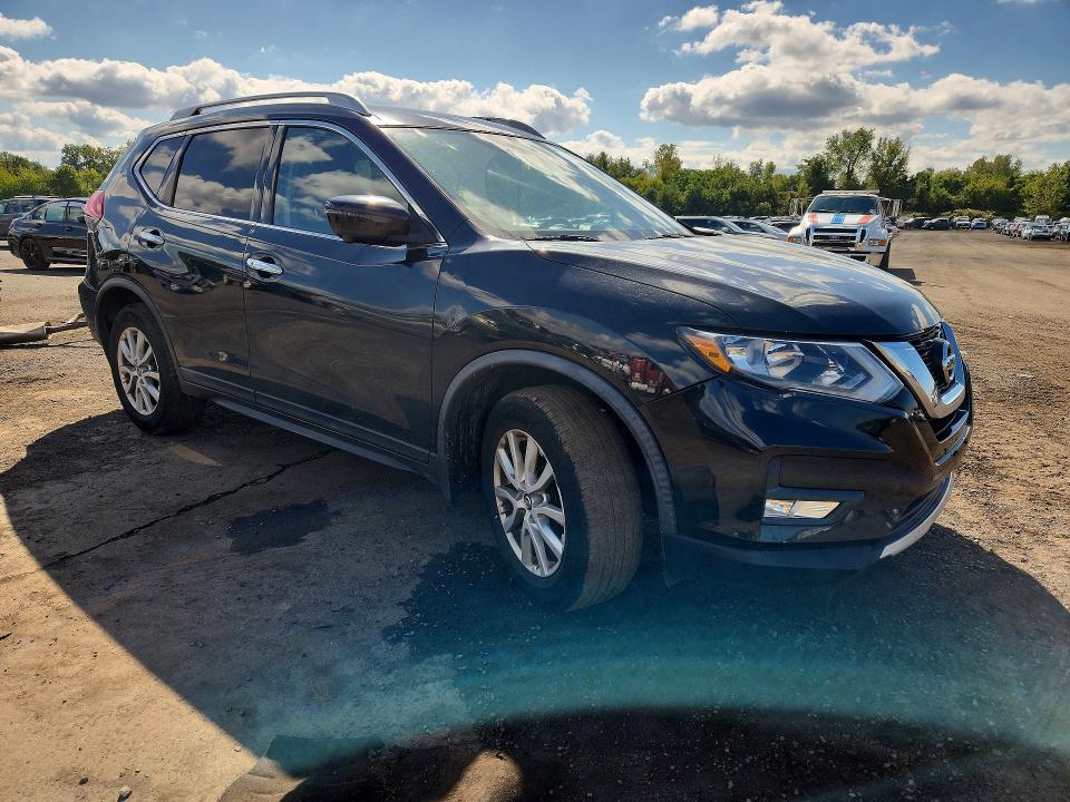 Продаж на аукціоні авто 2017 Nissan Rogue, vin: KNMAT2MV4HP503451, номер лоту: 68959566
